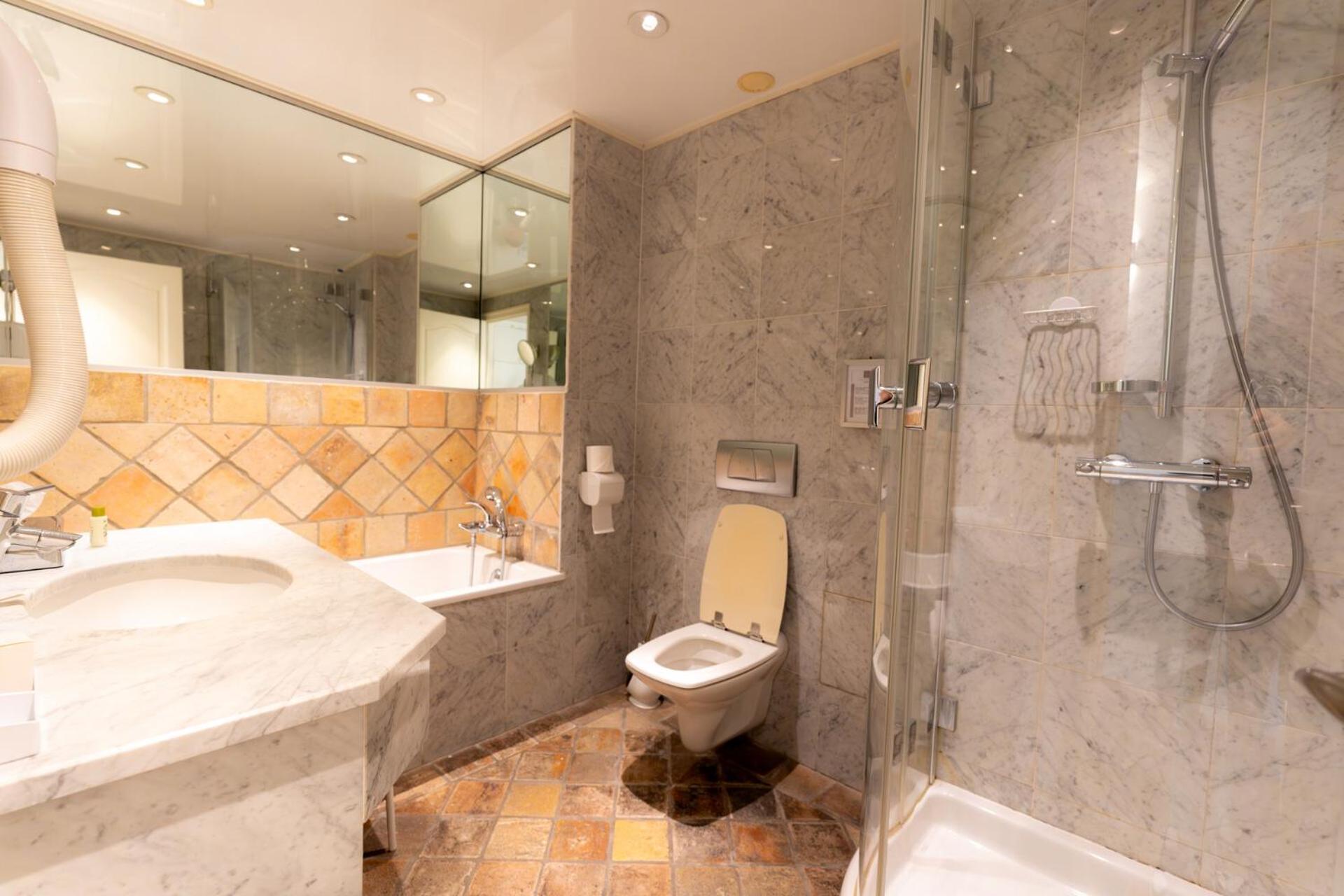 Hotel D'Angleterre Châlons-en-Champagne Zewnętrze zdjęcie