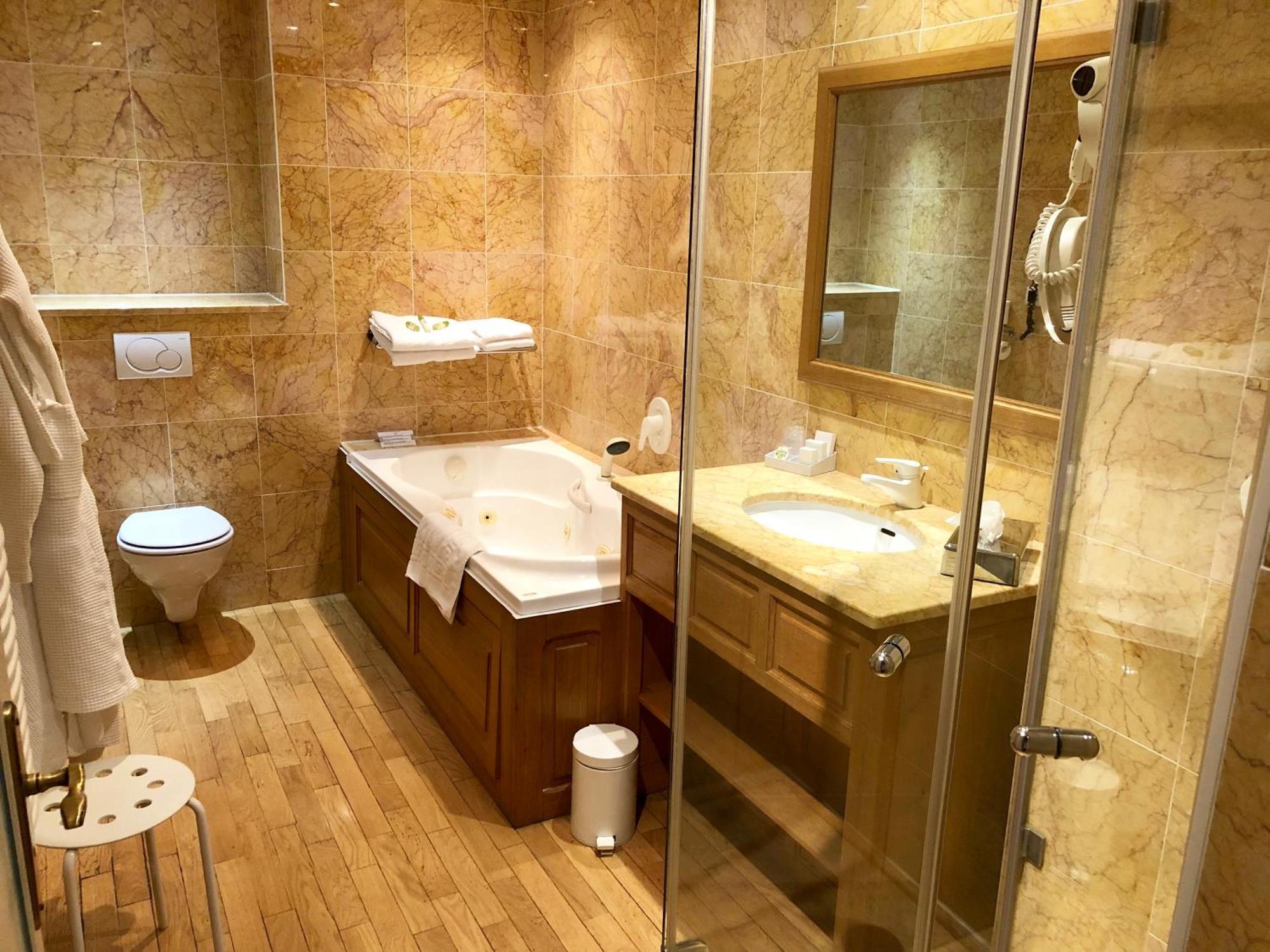 Hotel D'Angleterre Châlons-en-Champagne Zewnętrze zdjęcie